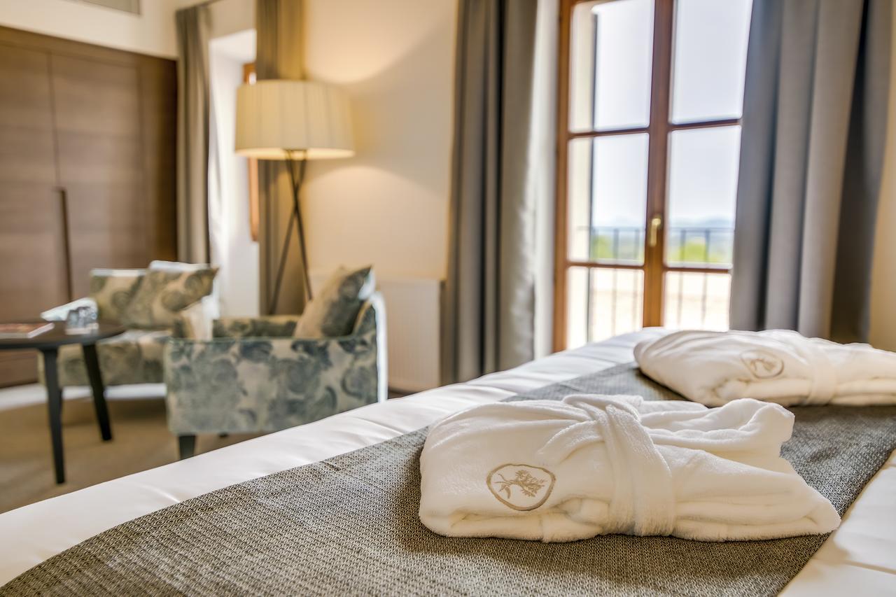 Carrossa Hotel & Spa Arta Bagian luar foto